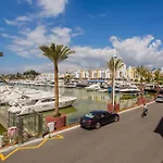 Greice Homes One Bedroom Marina Apartament *